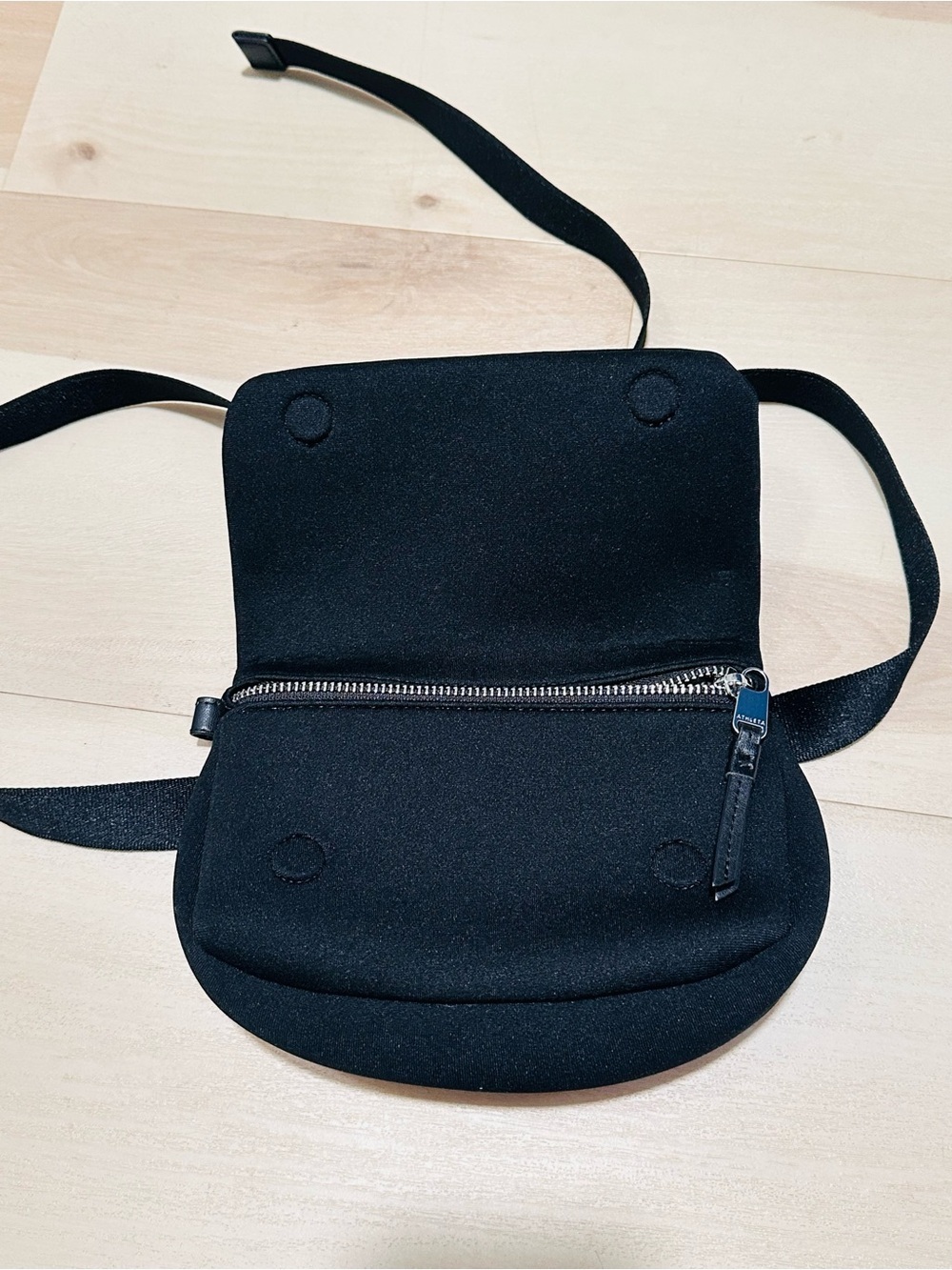 Athleta Revive Convertible Crossbody Waistbag Commuting work NO strap handles - Picture 8 of 15